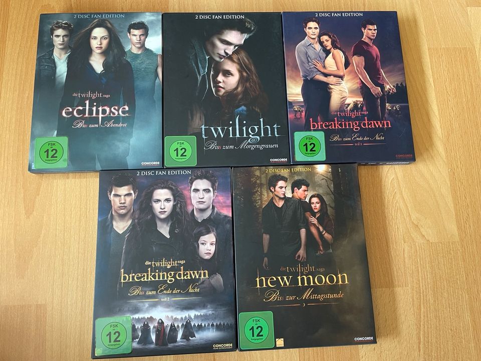 Alle Twilight Filme 1-5 Fan Edition DVDs in Minden
