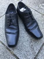 Borelli Herren echt Leder Schuhe 44 Hessen - Ehrenberg (Rhön) Vorschau