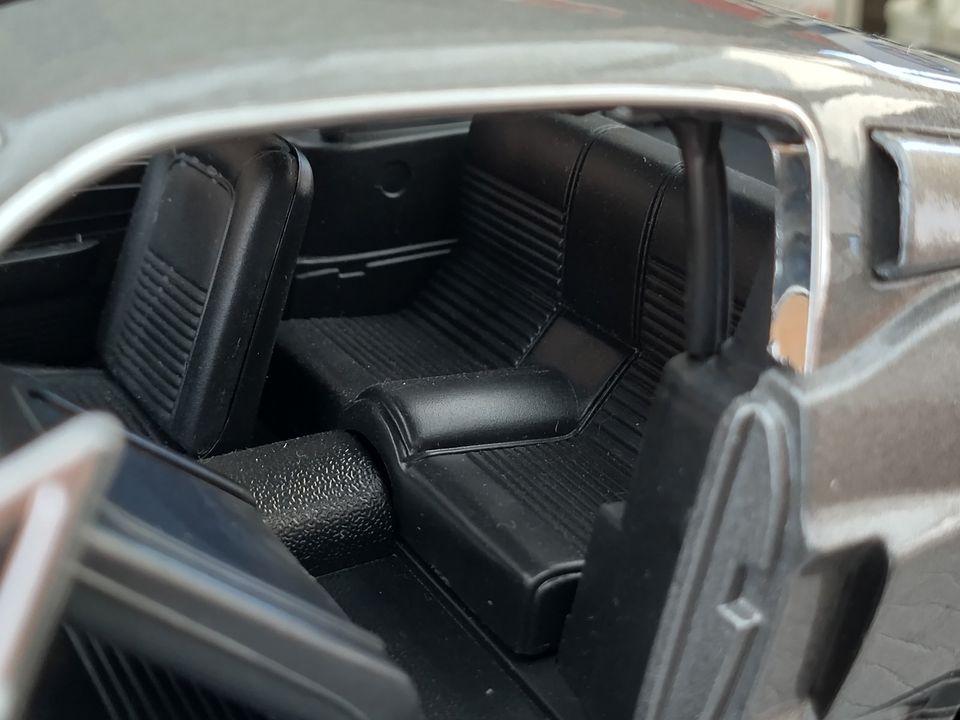 Ford Shelby Mustang GT 500E 1967 ELEANOR Kino Grau 1:18 sehr RAR in Bruchköbel