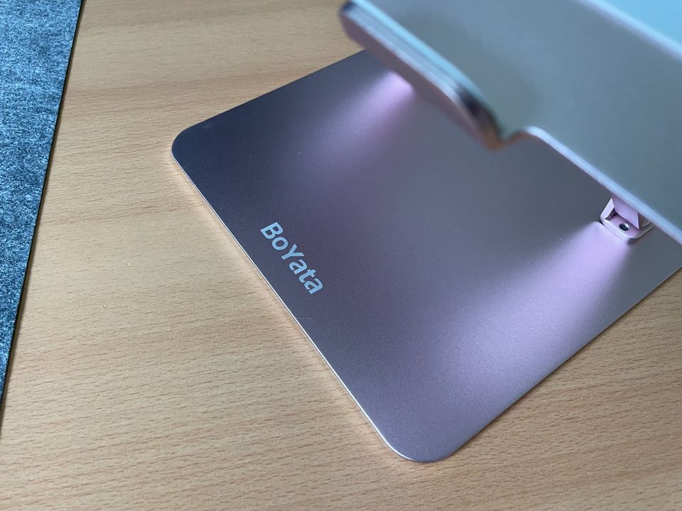 ❗️Notebook Laptop Tablet Ständer - Pink - Sehr guter Zustand in Bochum