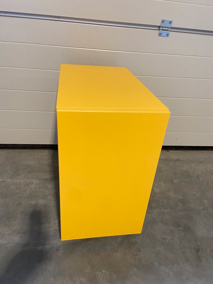 Schreibtisch Container mit Schubladen gelb Büro 60x33x60 in München