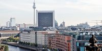 Arbeiten über den Dächern Berlins / Friedrichstr. Berlin - Mitte Vorschau