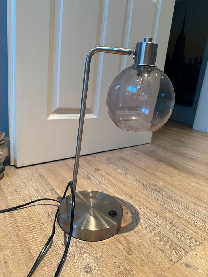 Tisch Lampe Industrial Style Silber Glas neu! in Pinneberg