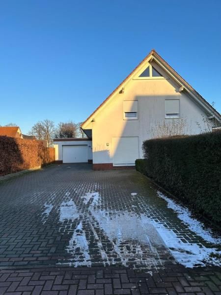 Freistehendes Einfamilienhaus mit Garten und Garage in Visbek