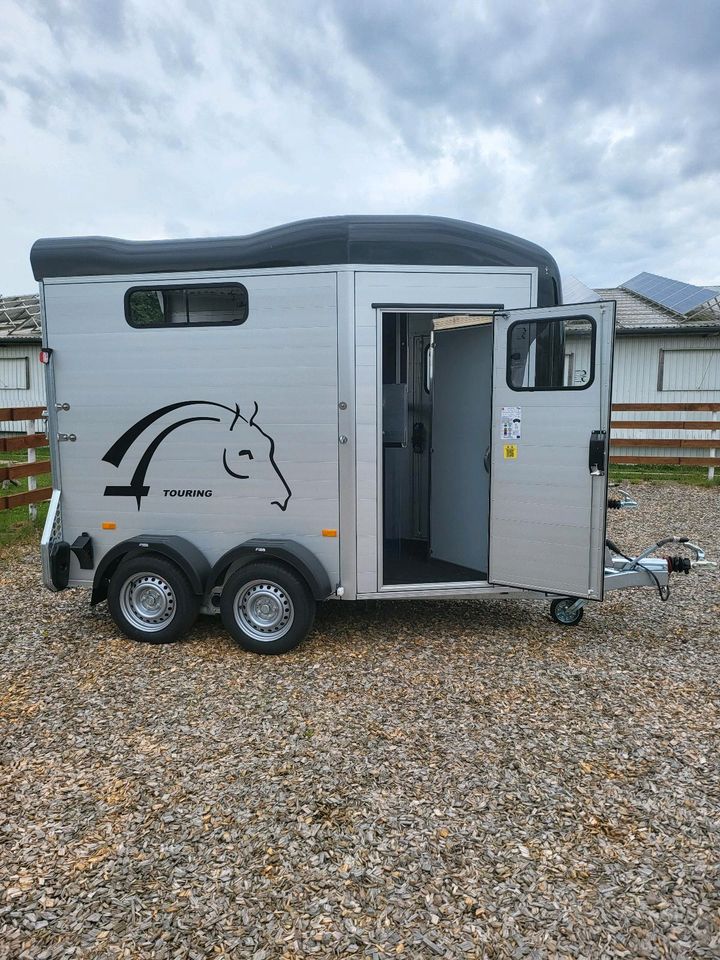 Pferdeanhänger Cheval Liberte Touring Jumping V2 in Meldorf