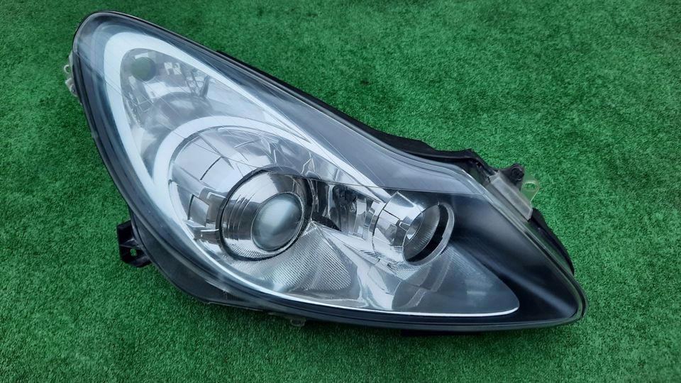 OPEL CORSA D OPC TORSION LENS SCHEINWERFER 13186386 EK in Neu-Isenburg