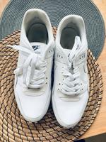 Nike Air Sportschuh gr 40/5 zu verkaufen Nordrhein-Westfalen - Versmold Vorschau