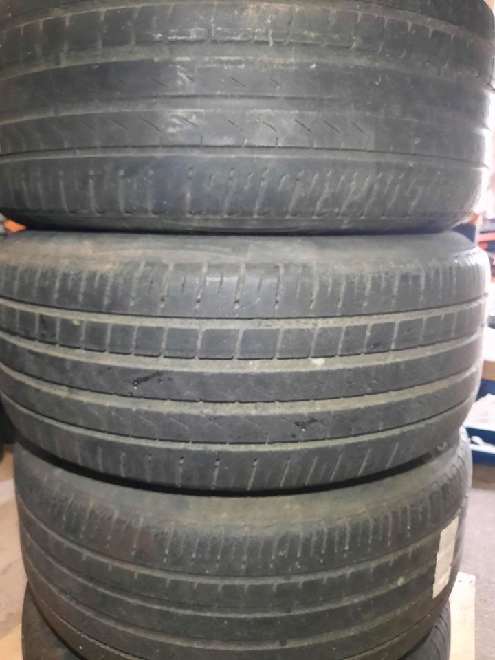 Alufelgen Borbet 8,5jx18 Reifen 235/50 R18 Pirelli Sommerräder in Pfedelbach