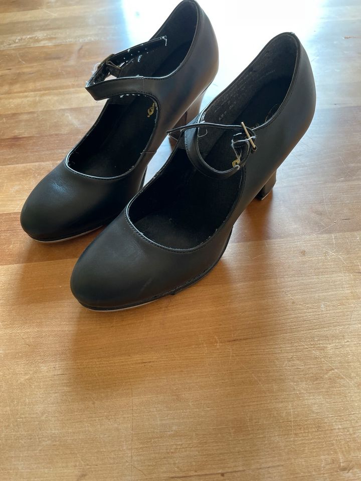 Capezio Stepptsnz Schuhe 38 in Engelskirchen