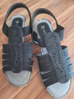 Laura Berg Schuhe Gr. 38 schwarz Nordrhein-Westfalen - Rees Vorschau