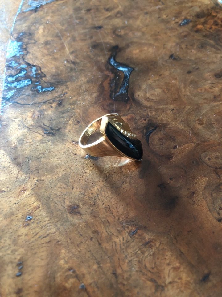 Goldring 18k mit Onyx / inkl. Versand in Freiburg im Breisgau