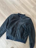 Wendbare Gucci Jacke gr 54 Hamburg - Wandsbek Vorschau