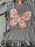 Langarmshirt Longsleeves Pailletten Schmetterling grau Gr. 122 Baden-Württemberg - Freiburg im Breisgau Vorschau