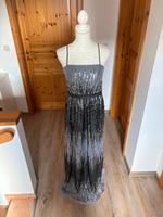 Abendkleid Vera Mont Pailletten grau silber Gr. 36 Niedersachsen - Zeven Vorschau