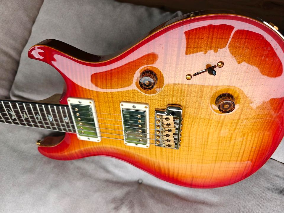 PRS Experience Artist 2012 Custom 24 (Cherry-vanilla burst) in Detmold