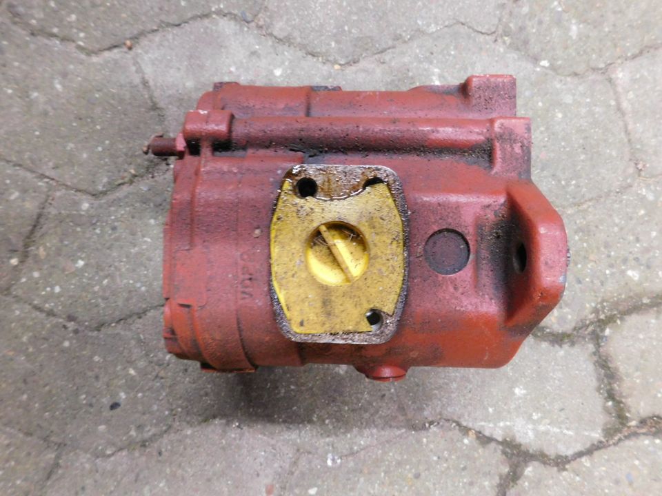 Hydraulikpumpe Yanmar Bagger Minibagger VIO25-4 Nr. 65280010 in Dorsten