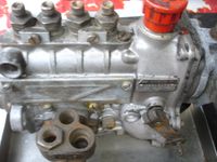 Einspritzpumpe Bosch 0400114069 Mercedes Benz W123 200D Nordrhein-Westfalen - Krefeld Vorschau