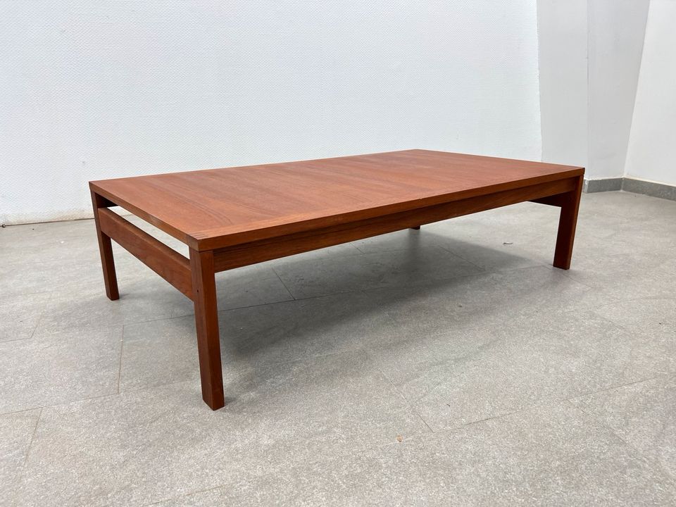 Teak Couchtisch von Ole Gjerlov Knudsen - France & Son 60er 70er in Hannover