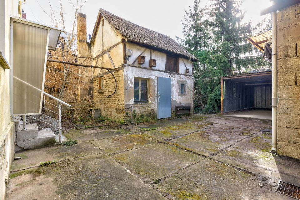 Bieterverfahren! Kleines Einfamilienhaus, anbauen, oder komplett neu bauen. Hier ist vieles möglich! in Bischofsheim