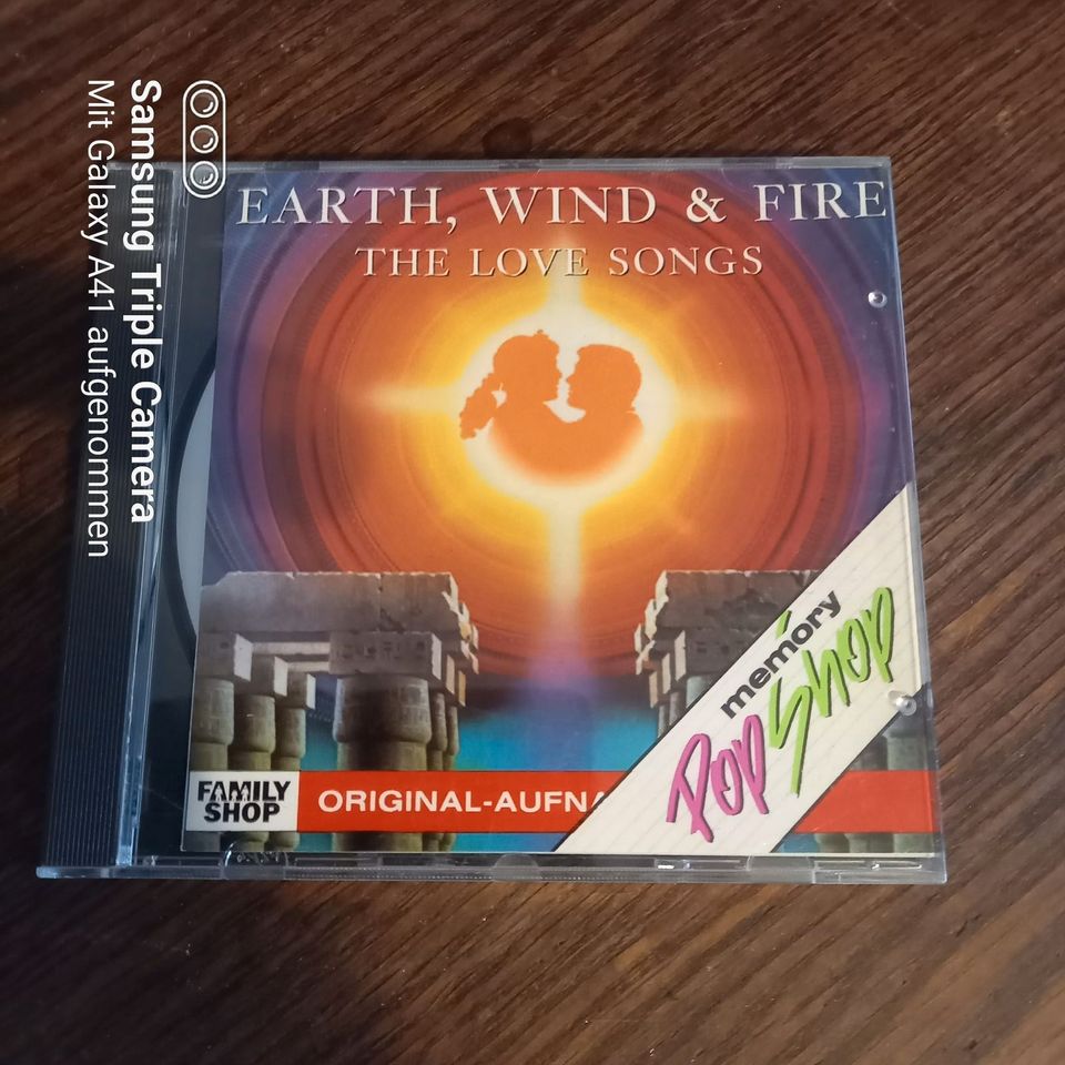 MUSIK CD EARTH WIND & FIRE in Longuich