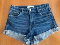 Jeansshorts ZARA gr.38 Hessen - Fritzlar Vorschau