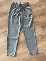 Graue Hose mit Schleife von Only Gr. 34 Niedersachsen - Drochtersen Vorschau