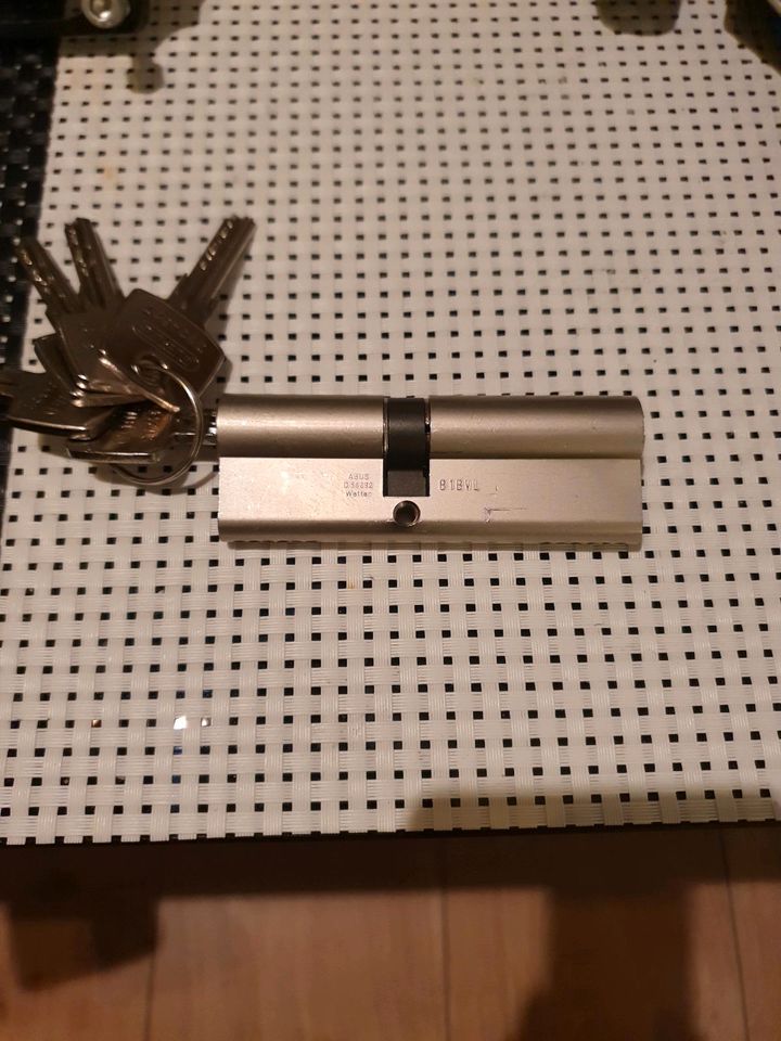 Abus Türzylinder mit 5 Schlüsseln, 4,5 cm und 3,5 cm in Hürth