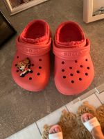 Kinder Crocs gefüttert Gr. 23 *Wie NEU* Nordrhein-Westfalen - Pulheim Vorschau