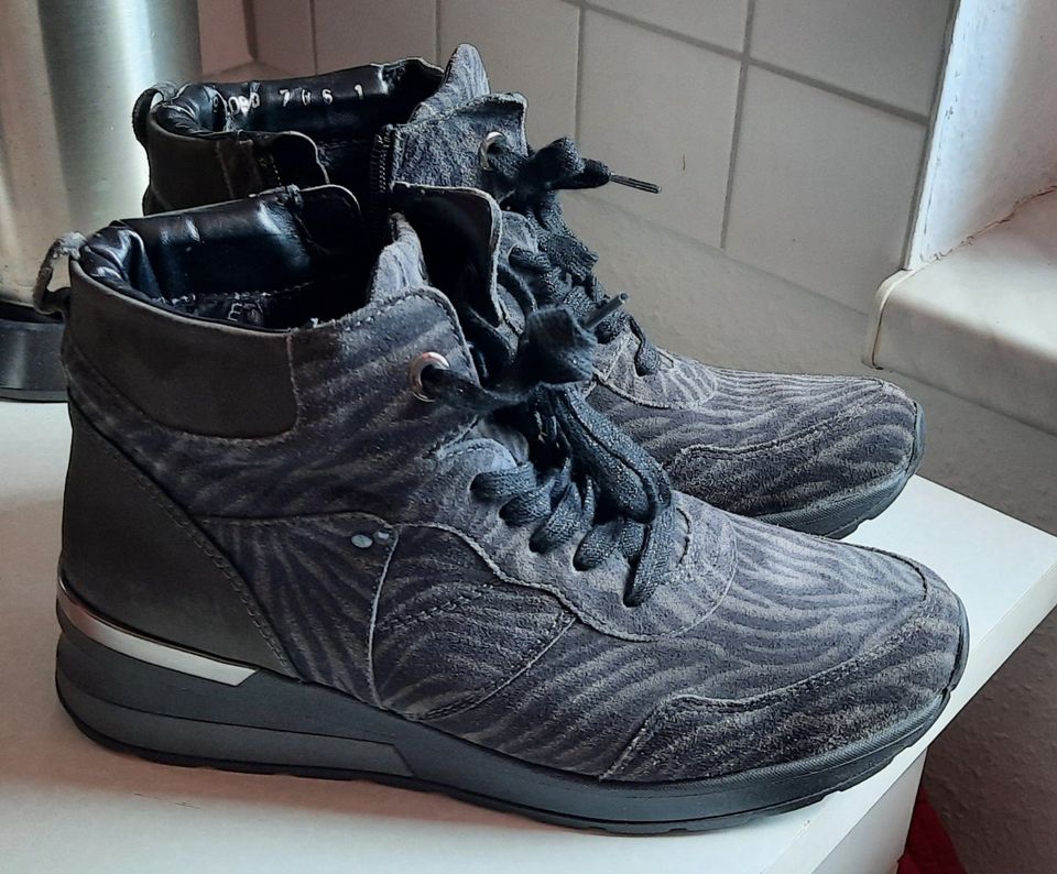 Waldläufer Damen Stiefelette Neu Gr 39 oder Gr 6 in Steinbach-Hallenberg (Thüringer W)