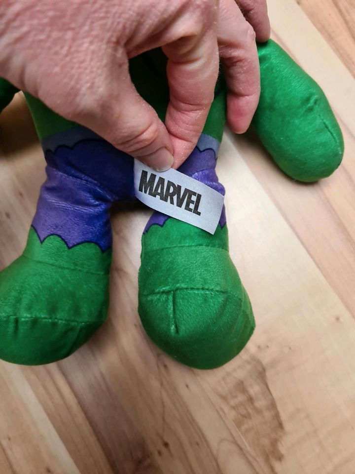 Marvel Hulk Stofftier in Gießen