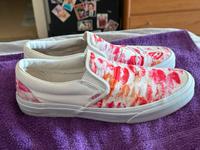 Vans Slipper „Love is love“ Edition Gr.42 Berlin - Hohenschönhausen Vorschau