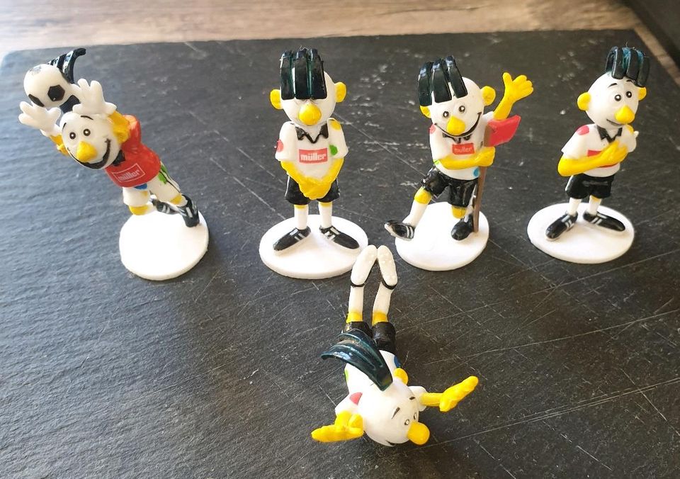 * Fußball Sammelfiguren * Müller Milch Reis * in Oelsnitz / Vogtland