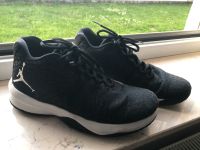 air Jordan mittelhohe Sneaker Gr. 42.5 Niedersachsen - Vienenburg Vorschau