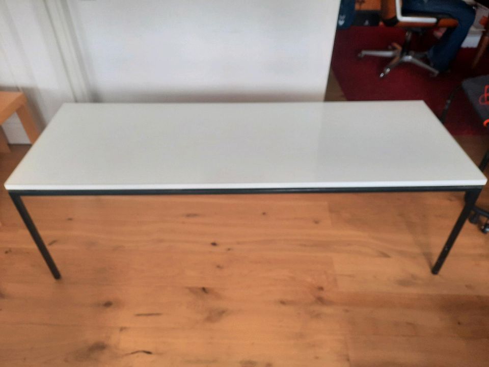 Verschenke Tisch (160×55×53) in Lörrach
