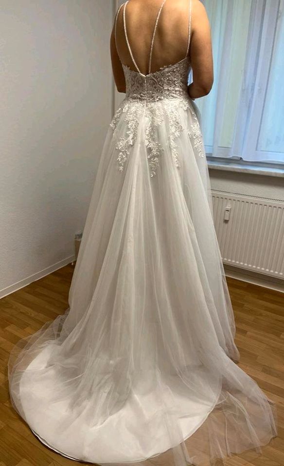 Brautkleid A-Linie Gr.42 in Werningshausen