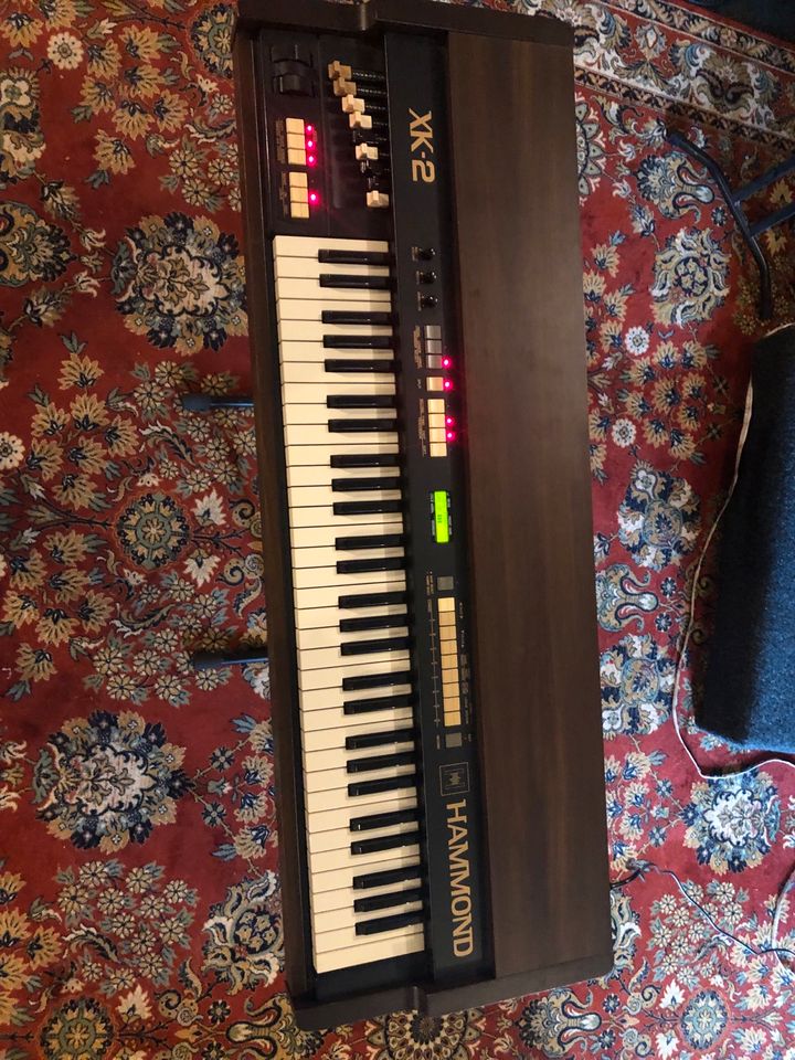 Hammond XK 2 XK-2 Orgel Keyboard in Swisttal
