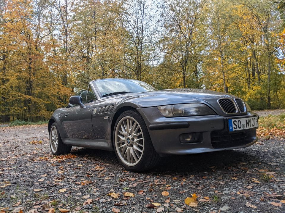 BMW Z3 Cabrio 3.0i | 18 Zoll M-Felgen Windschott Klima in Möhnesee