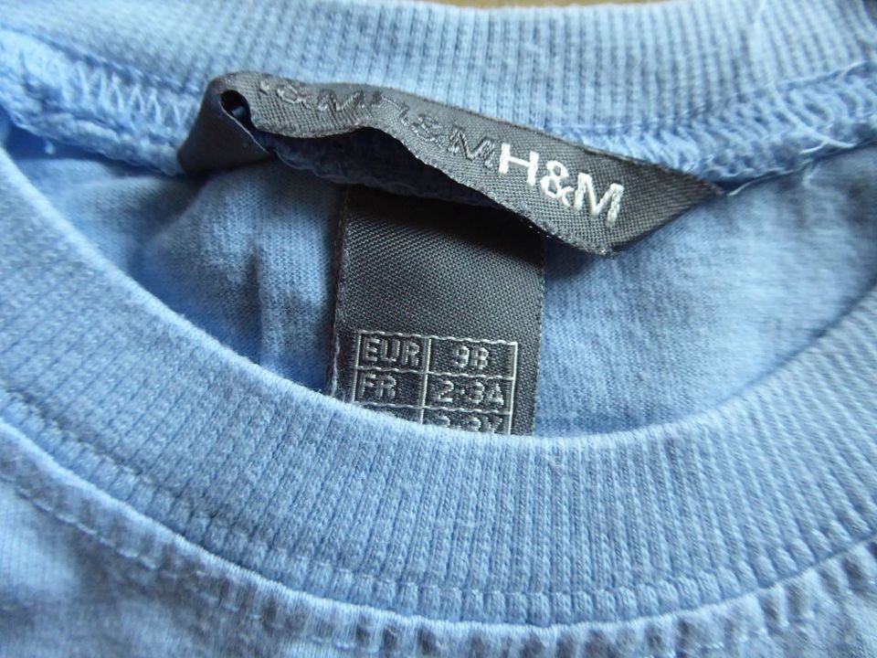 SET Gr. 98 mit 3 T-Shirts H&M/C&A + kurze Hose - alles H&M - wNEU in Rostock