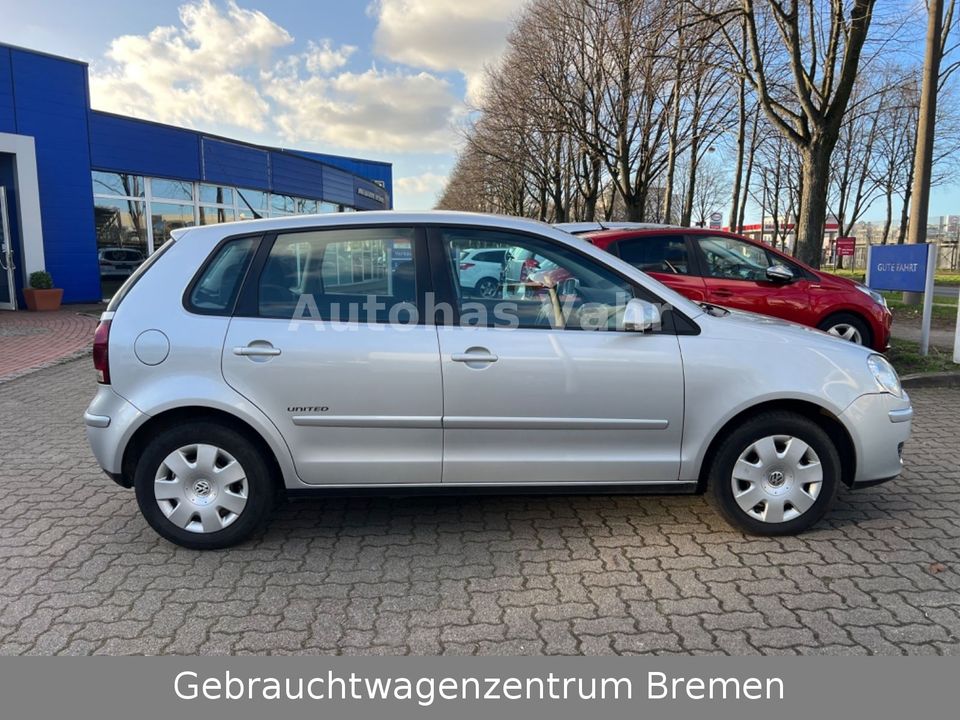 Volkswagen Polo IV United*TÜV NEU*1.HD*TOP*Klima* in Bremen