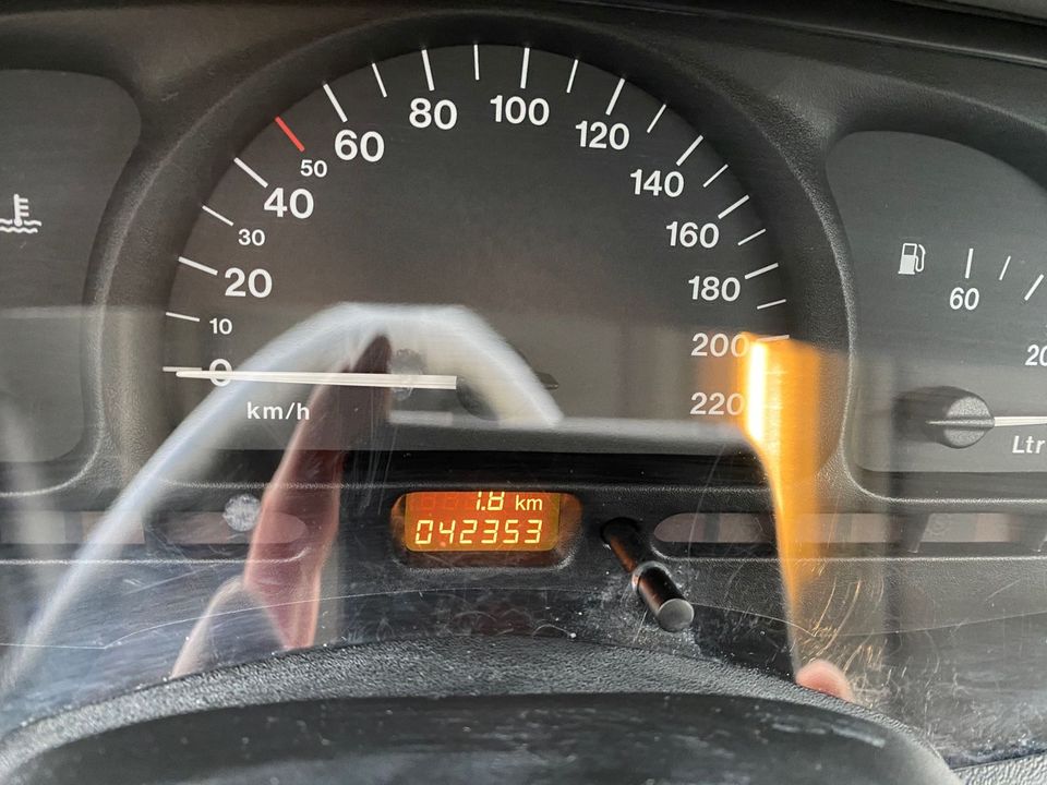 Opel Vectra 1.6 Automatik Org.42.000km Tüv/Au Neu! in Backnang