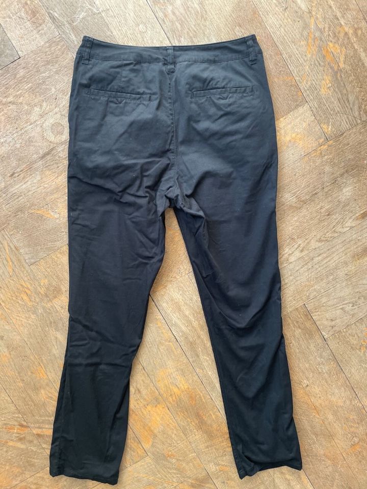 asos design Chinohose, schwarz, Größe S W29 L30 in München