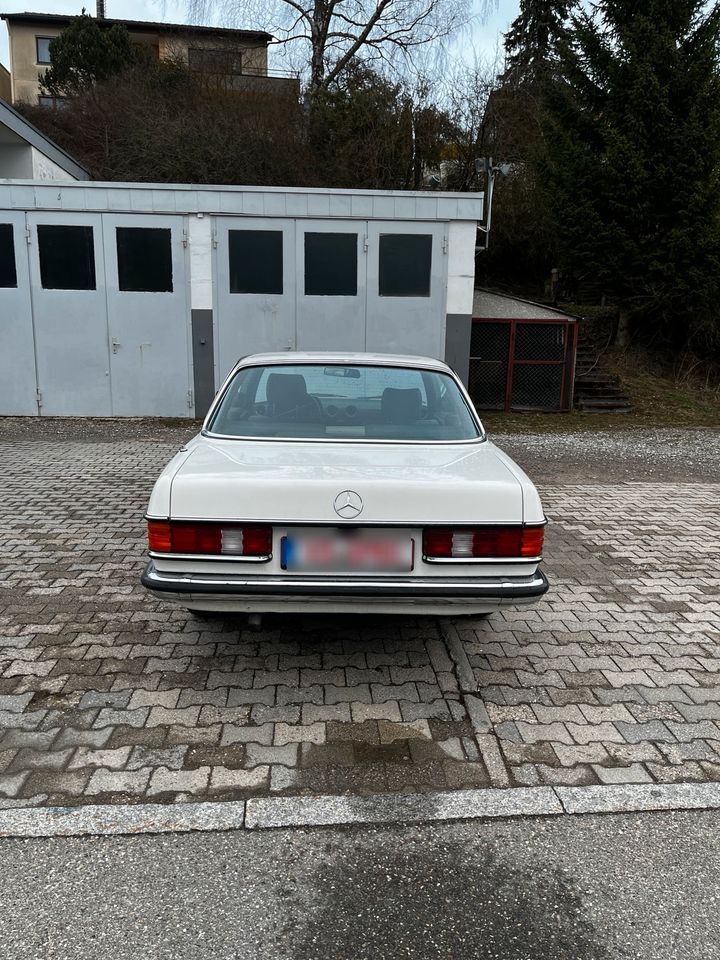 Mercedes 230 CE W123 Klima in Villingen-Schwenningen