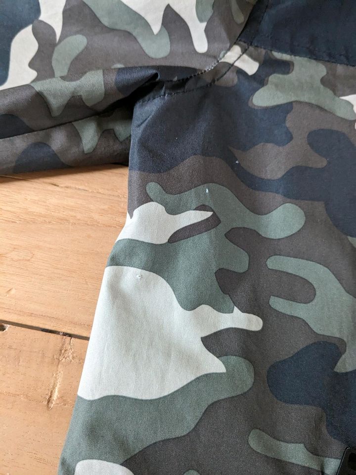 Übergangsjacke Jacke camouflage chapterYoung Jungen 158/164  in Teublitz