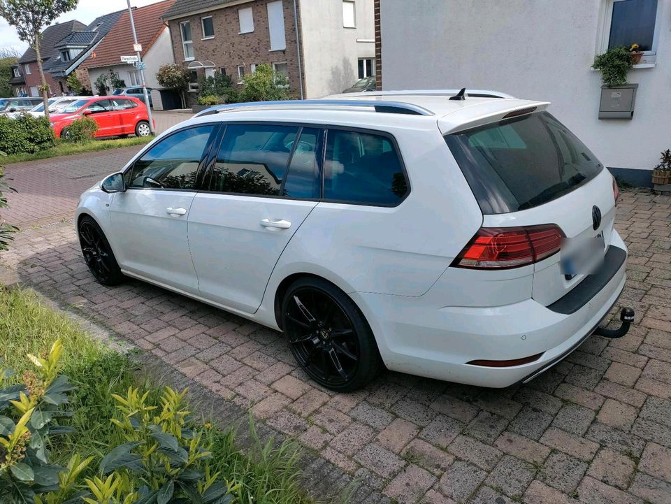 Golf 7 Variant 1.6 TDI Join Facelift DSG in Moers