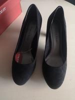 Marco Tozzi Pumps Highheels Absatzschuhe schwarz Gr. 39 Neu OVP Hessen - Gelnhausen Vorschau