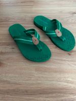 Tommy Hilfiger Zehentrenner  FlipsFlops Sandalen Gr 38 Frankfurt am Main - Bornheim Vorschau