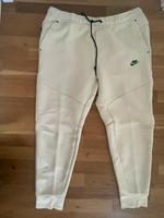 Nike Tech Fleece Jogger, Gr. XXL Niedersachsen - Oldenburg Vorschau