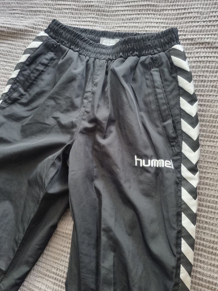 Hummel - Trainingshose - Gr. 158 - 164 - schwarz - Jogging Hose in Steinheim an der Murr