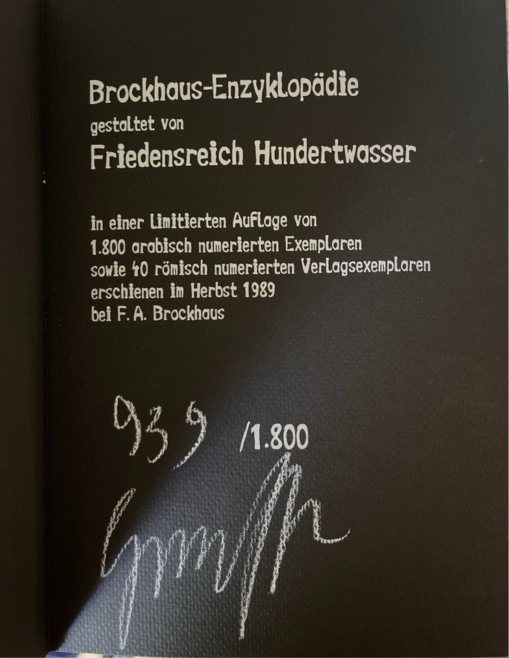 Brockhaus Hundertwasser Enzyklopädie in Bochum