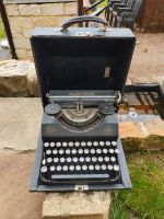 Alte Koffer Schreibmaschine Urania Piccola Bayern - Neustadt b.Coburg Vorschau